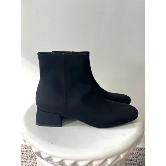 Jeffrey Campbell Katlyn‎ Black Neoprene Block Heel Zipper  Fashion Boots 8.5
