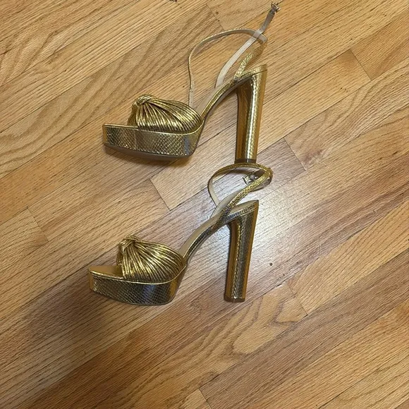 Jessica Simpson | gold “Immie” heels, sz 9