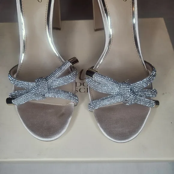 Jewel Badgley Mischka Lexie Knotted Platform Block Heel Champagne