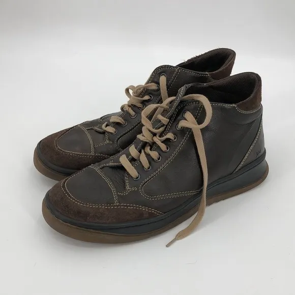 Johnston &amp; Murphy Size 9 Lace Up Brown Leather with Suede Shoes Boots