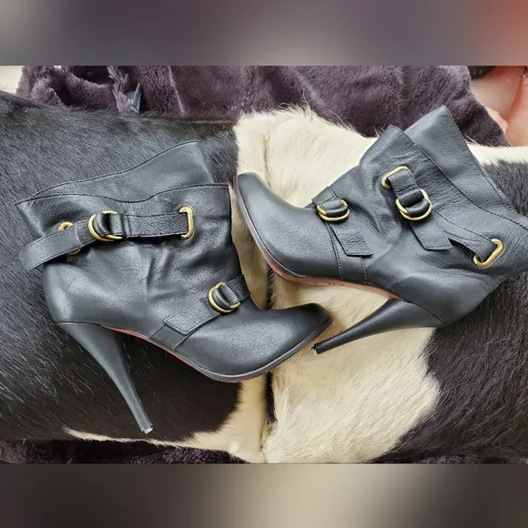 Joie Black Ankle High Heel Leather Boots with Buckle Detail Sz 37.5