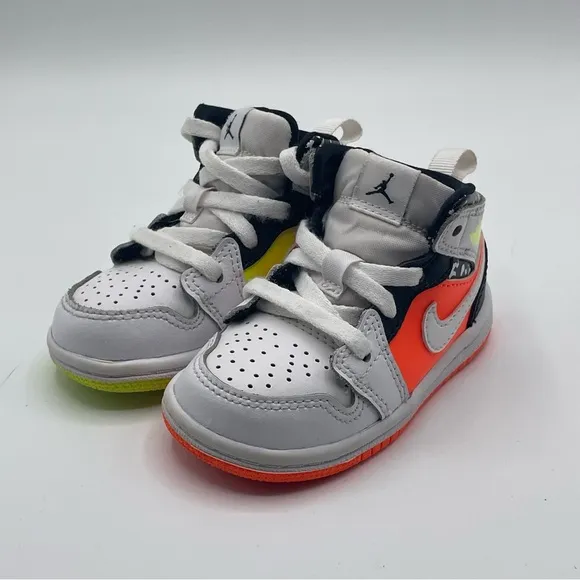 Jordan 1 Mid Notebook Hyper Crimson/Volt