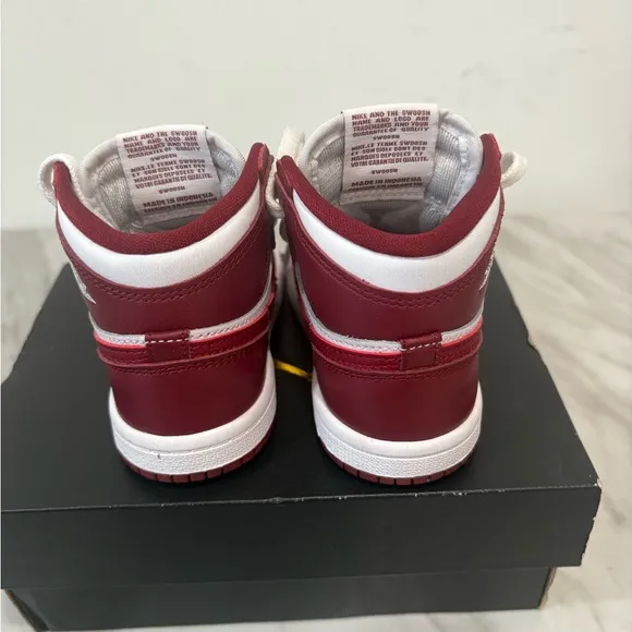 Jordan 1s High- Top Burgundy and White