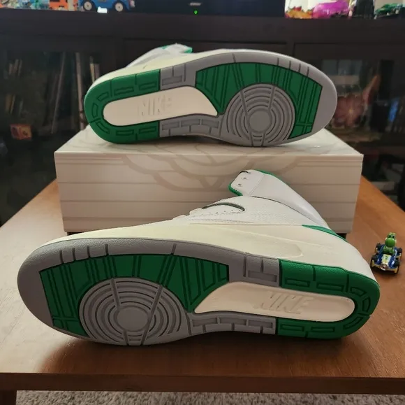 Jordan 2 lucky green
