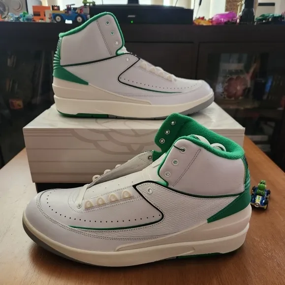 Jordan 2 lucky green
