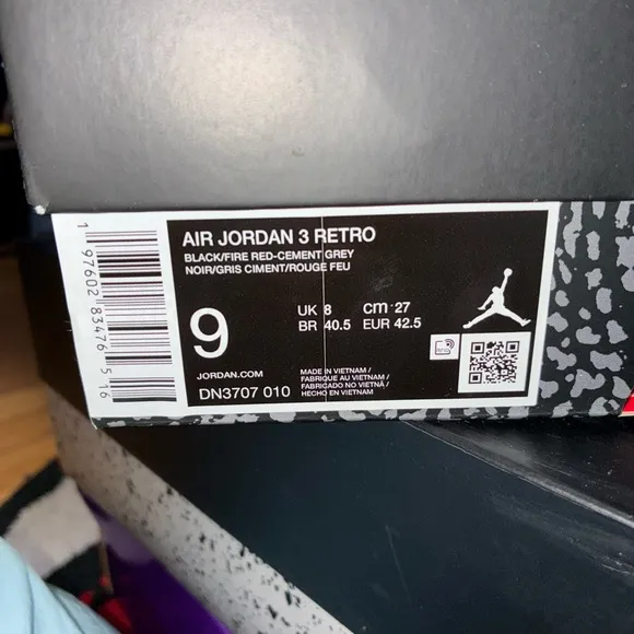 Jordan Black and Gray Sneakers with Classic Basketball Silhouette