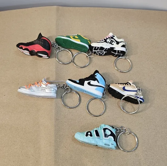 Jordan Black and Yellow Sneaker Accessories