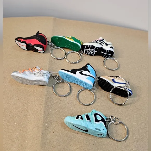 Jordan Black and Yellow Sneaker Accessories