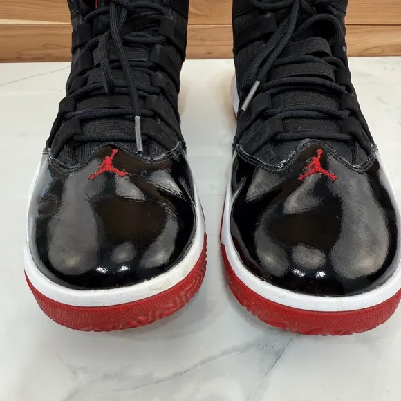 Jordan Max Aura 4 High Top Basketball Black Red Jumpman Sneakers Size 8