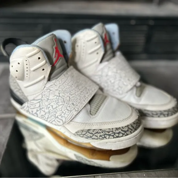 Jordan sons of Mars Gs ‘White Blue Cement’ size : 5y