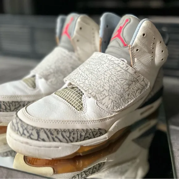 Jordan sons of Mars Gs ‘White Blue Cement’ size : 5y