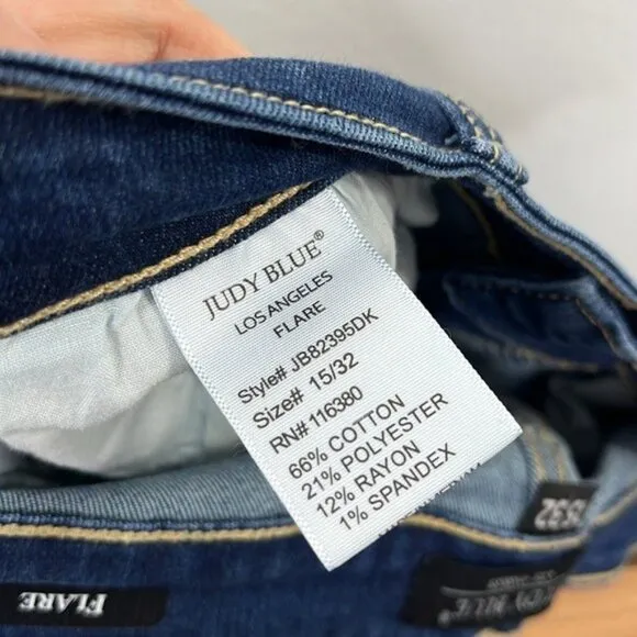 Judy Blue NWOT Women's Dark Wash Raw Hem Flare Jeans size 15/32