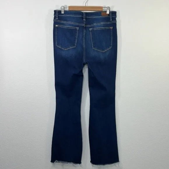 Judy Blue NWOT Women's Dark Wash Raw Hem Flare Jeans size 15/32