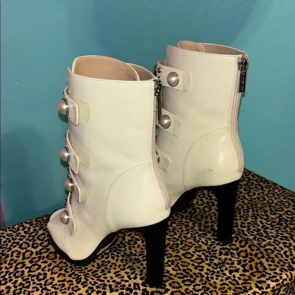 KARL LAGERFELD Chic White Pearl-Studded Women's Boots 8.5