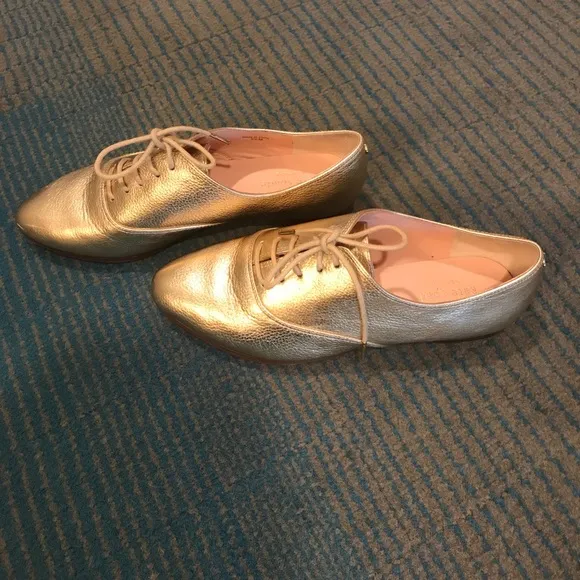 Kate Spade gold shoes 5.5