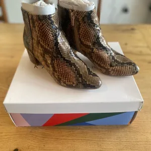 Katy Perry The Rich Snakeskin Ankle Boots Brown Women’s 5.5 NWT Box
