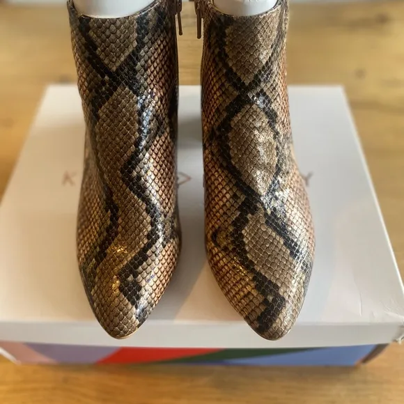 Katy Perry The Rich Snakeskin Ankle Boots Brown Women’s 5.5 NWT Box