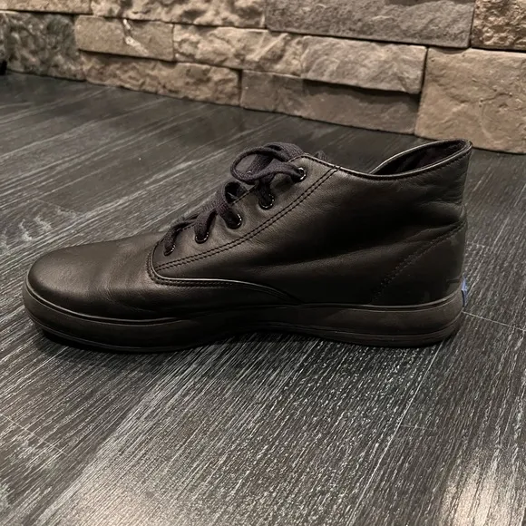 Keds WH0107 womens hi tops leather shoes sneakers vintage size 9 black rare