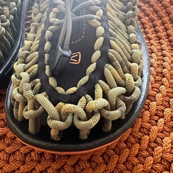 KEEN Uneek Stripes Sandals