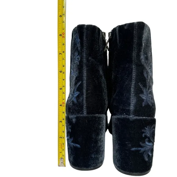 Kenneth Cole Renna Velvet Spring Whimsical Floral Chic Embroidered Boots Blue