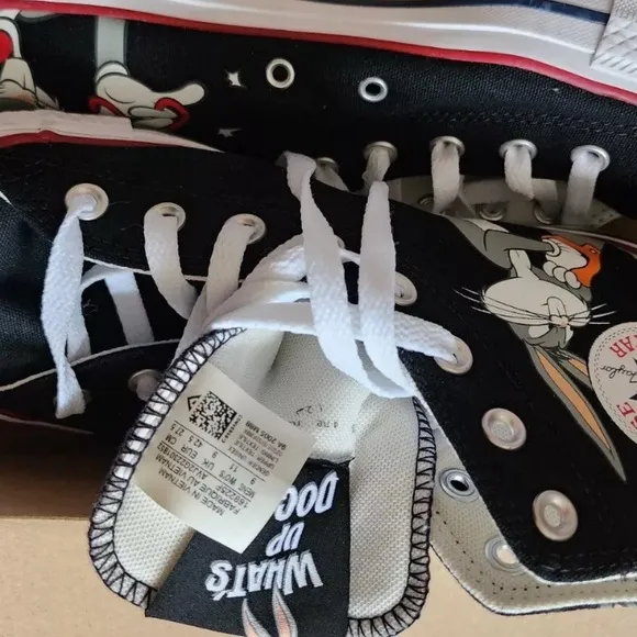Kids High-Top Sneakers - Black and White