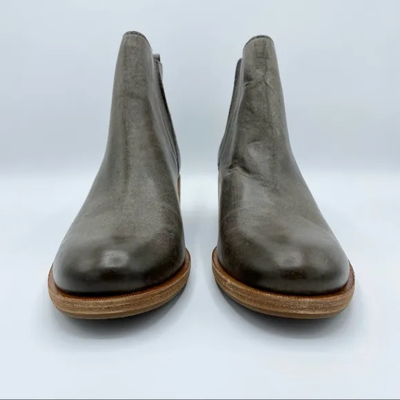 Kork-Ease Grey Leather Mindo Chelsea Bootie Size 9.5