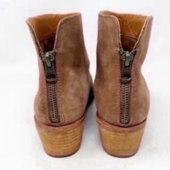 KORK-EASE® Kecia Suede Booties NWT size 9.5