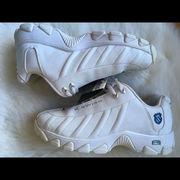 K•SWISS TENNIS SHOES WOMEN SIZE 9.5