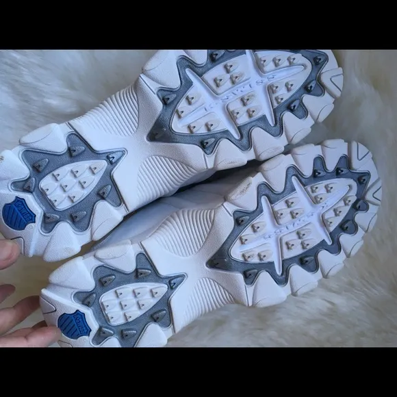 K•SWISS TENNIS SHOES WOMEN SIZE 9.5