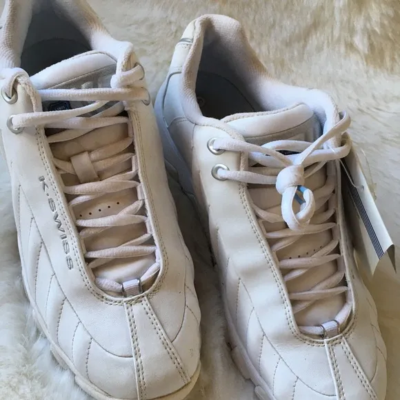 K•SWISS TENNIS SHOES WOMEN SIZE 9.5