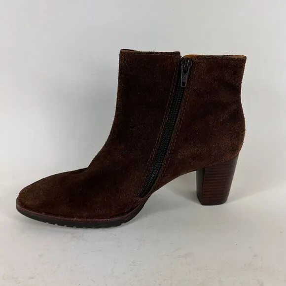 L. L. Bean ankle heeled booties women's size 7 brown suede minimalist boots