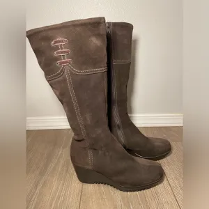 La Canadienne Brown Leather Platform Boots Size 8