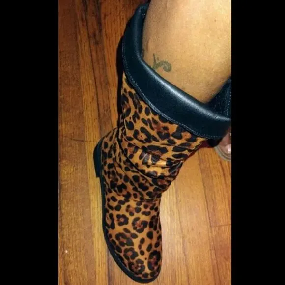 Ladies leopard print boots sz 8.5