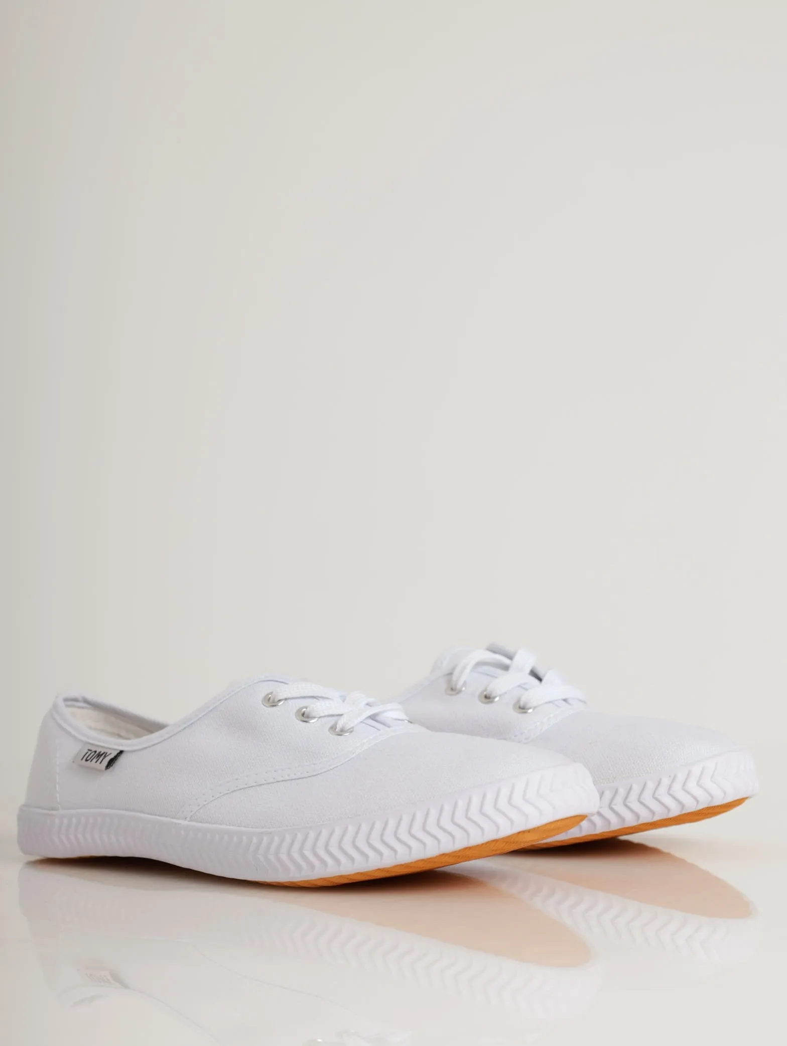 Ladies Original White Sneaker