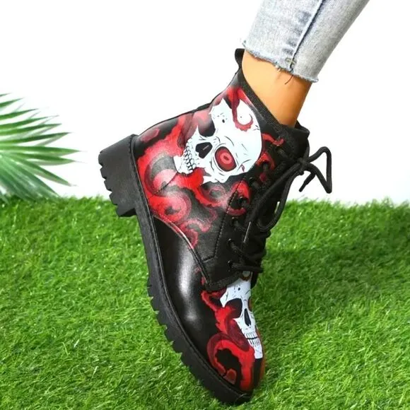 Ladie's punk rock combat boots sz 8