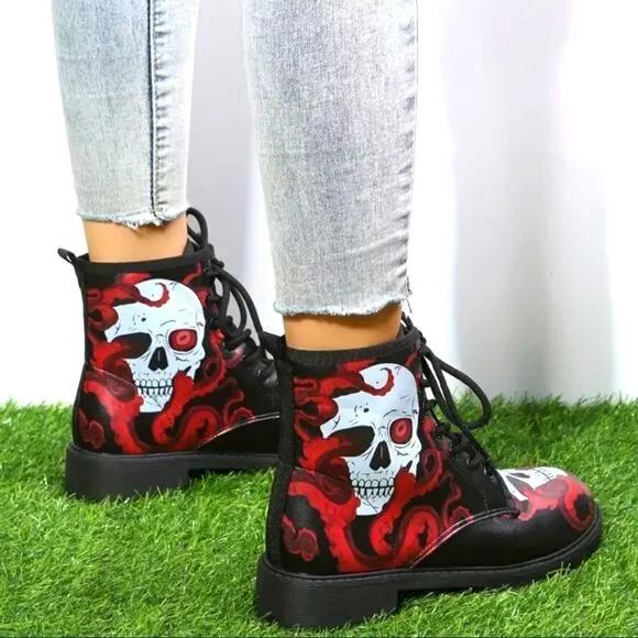 Ladie's punk rock combat boots sz 8