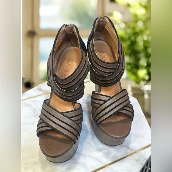L.A.M.B. Y2K 90s Bernadette Leather Sandals Wedges Heels Size 7.5