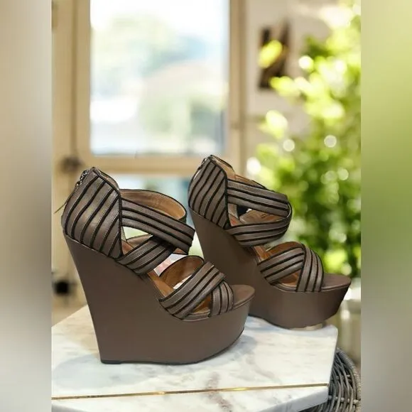 L.A.M.B. Y2K 90s Bernadette Leather Sandals Wedges Heels Size 7.5