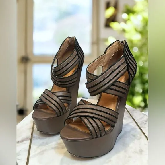 L.A.M.B. Y2K 90s Bernadette Leather Sandals Wedges Heels Size 7.5