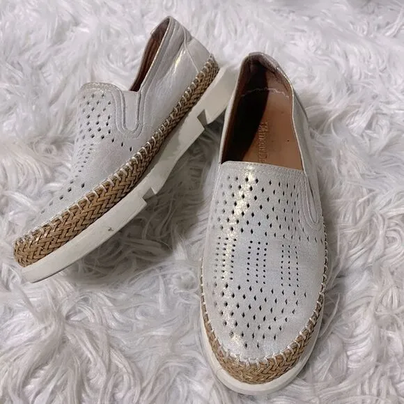 L’AMOUR Des Pieds Stazzema White Gold Metallic leather slip on shoes women’s 6.5