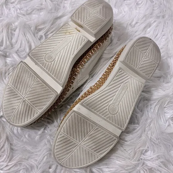 L’AMOUR Des Pieds Stazzema White Gold Metallic leather slip on shoes women’s 6.5