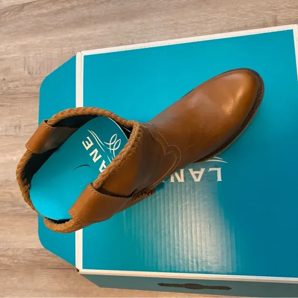 Lane Boots shorties