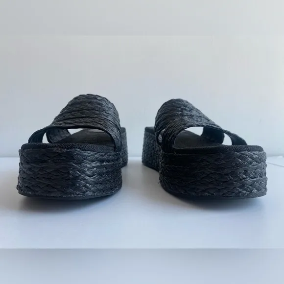 Larroude The Ash sandals handmade braided raffia in a flatform style Size 9