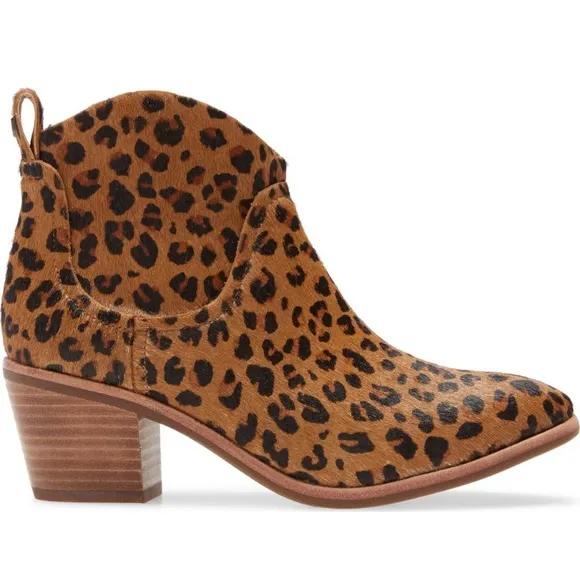 📣❣️LAST ONE❣️ NEW UGG Leopard Boots Booties