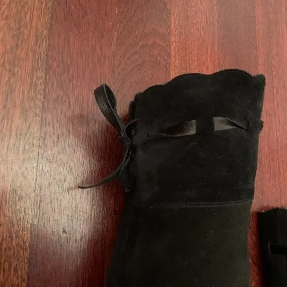 Lavorazione Artigiana Suede Knee Boots