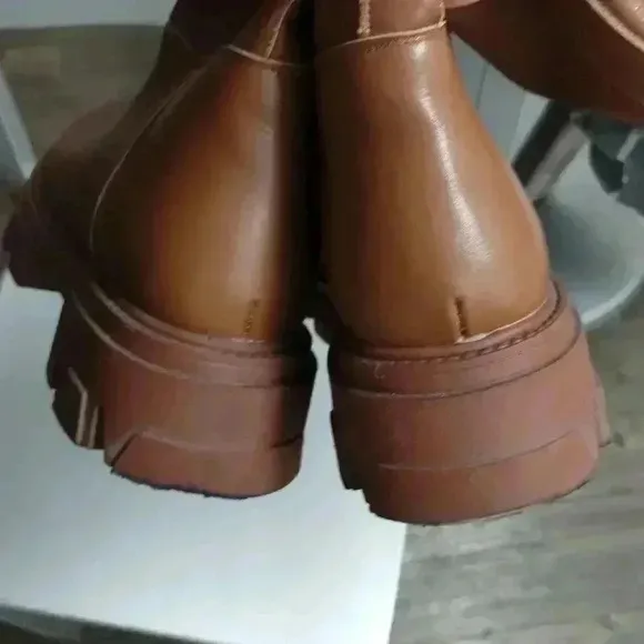 Leather caramel knee High boots EU sz 42 ( US 9.5) 26 cm