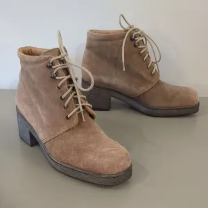 Lew Magram Suede Ankle Boots in Tan Lace Up size 9