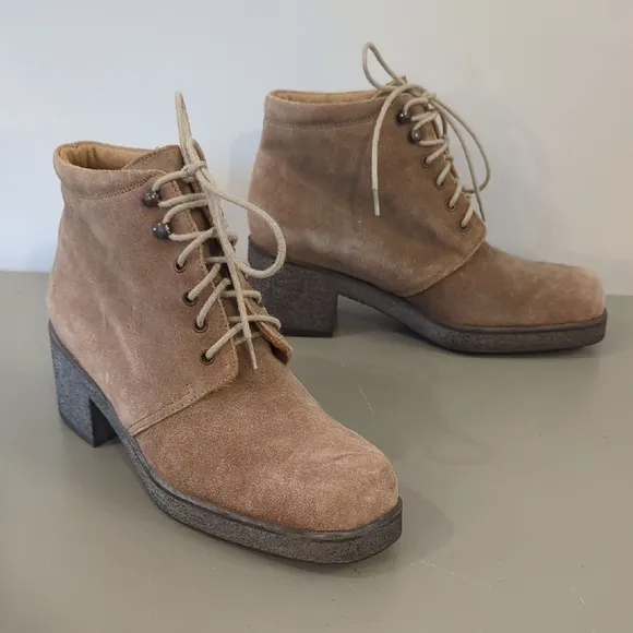 Lew Magram Suede Ankle Boots in Tan Lace Up size 9