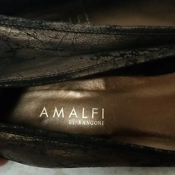 Like New AMALFI slip on shoes vegan leather