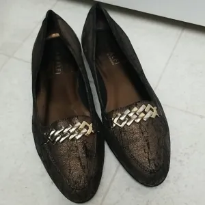 Like New AMALFI slip on shoes vegan leather